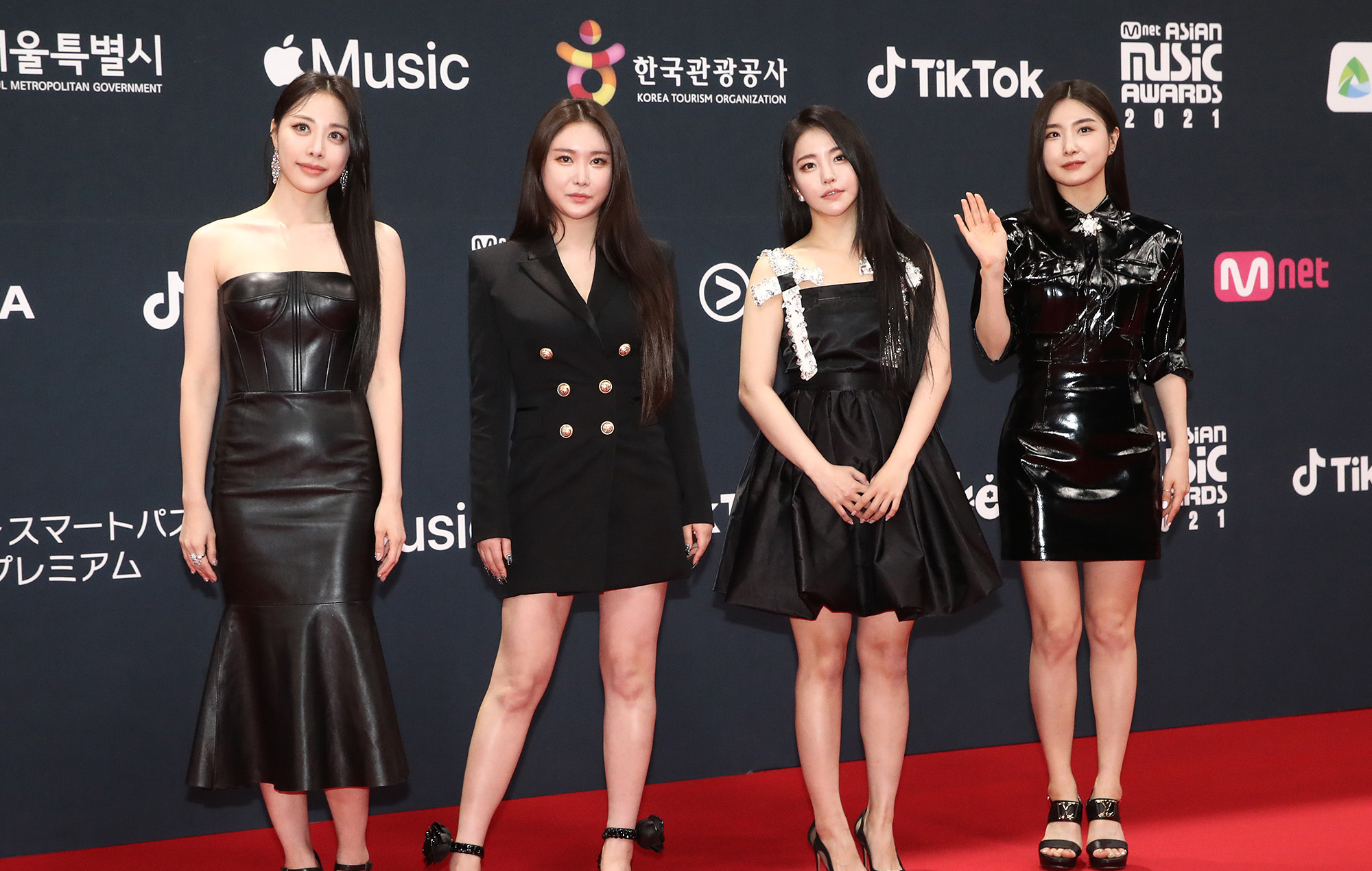 bbgirls brave girls warner music korea company youjoung