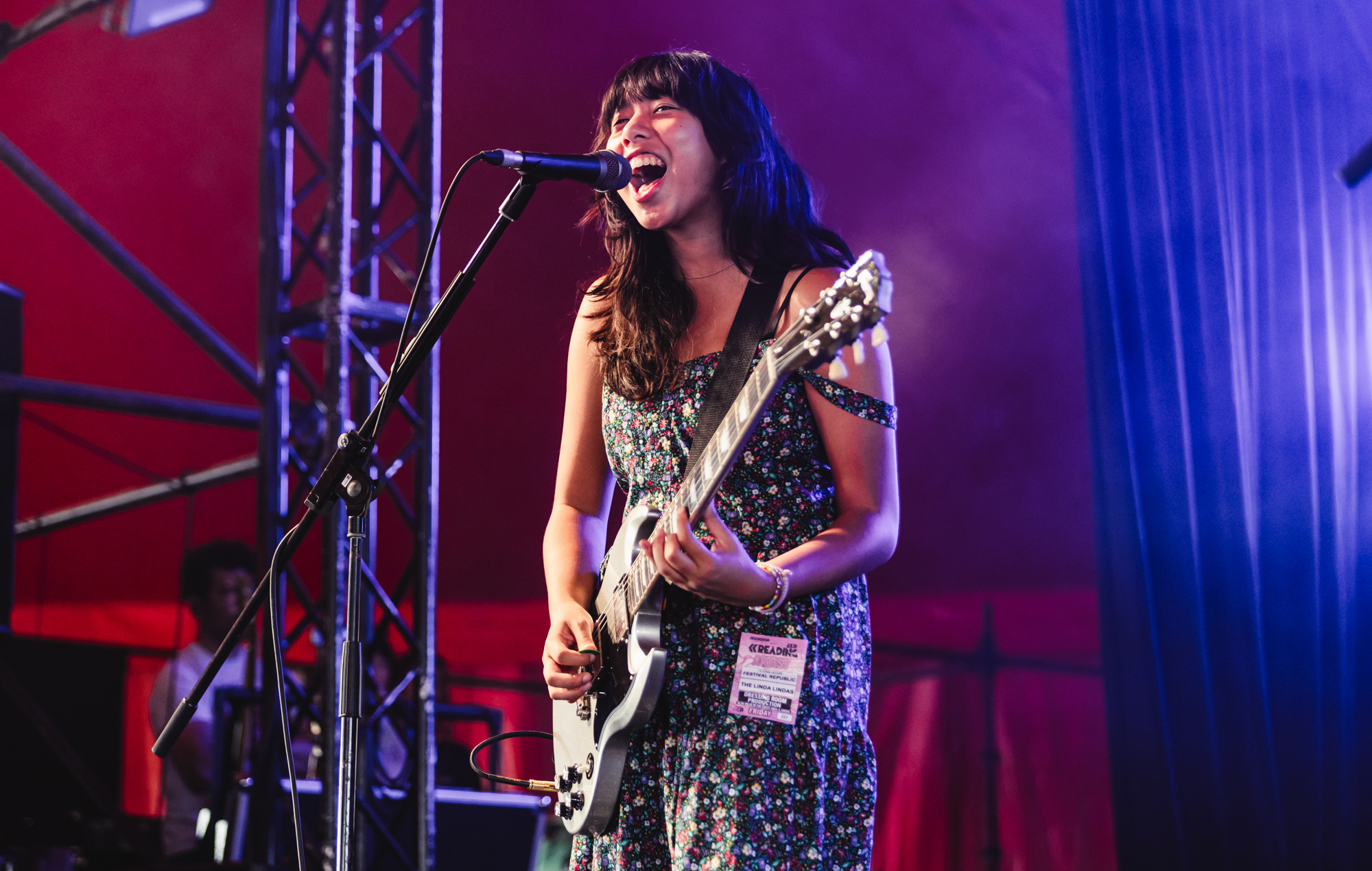 The Linda Lindas live at Reading 2025. Credit: Andy Ford for NME