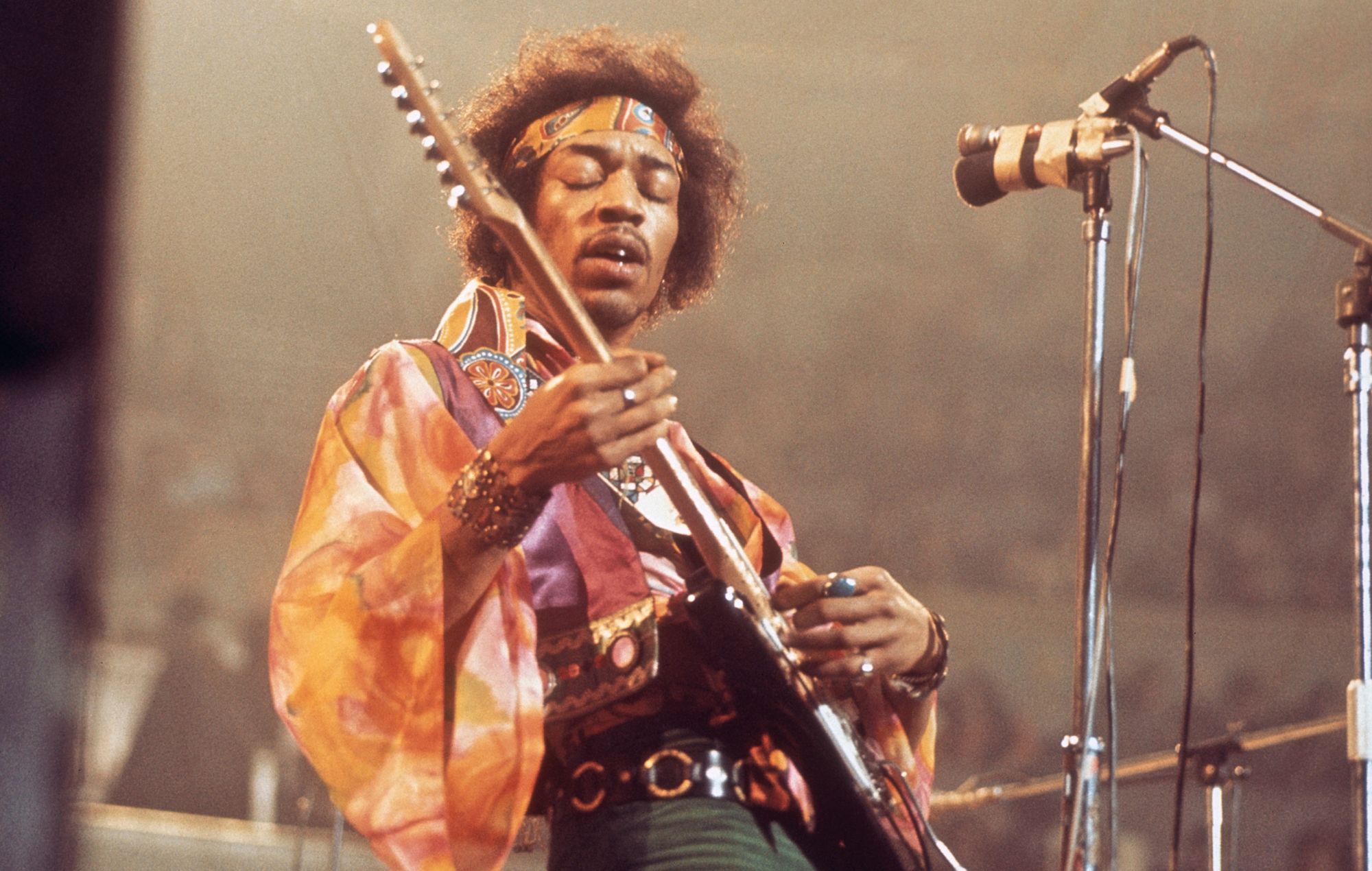 Jimi Hendrix performs live.