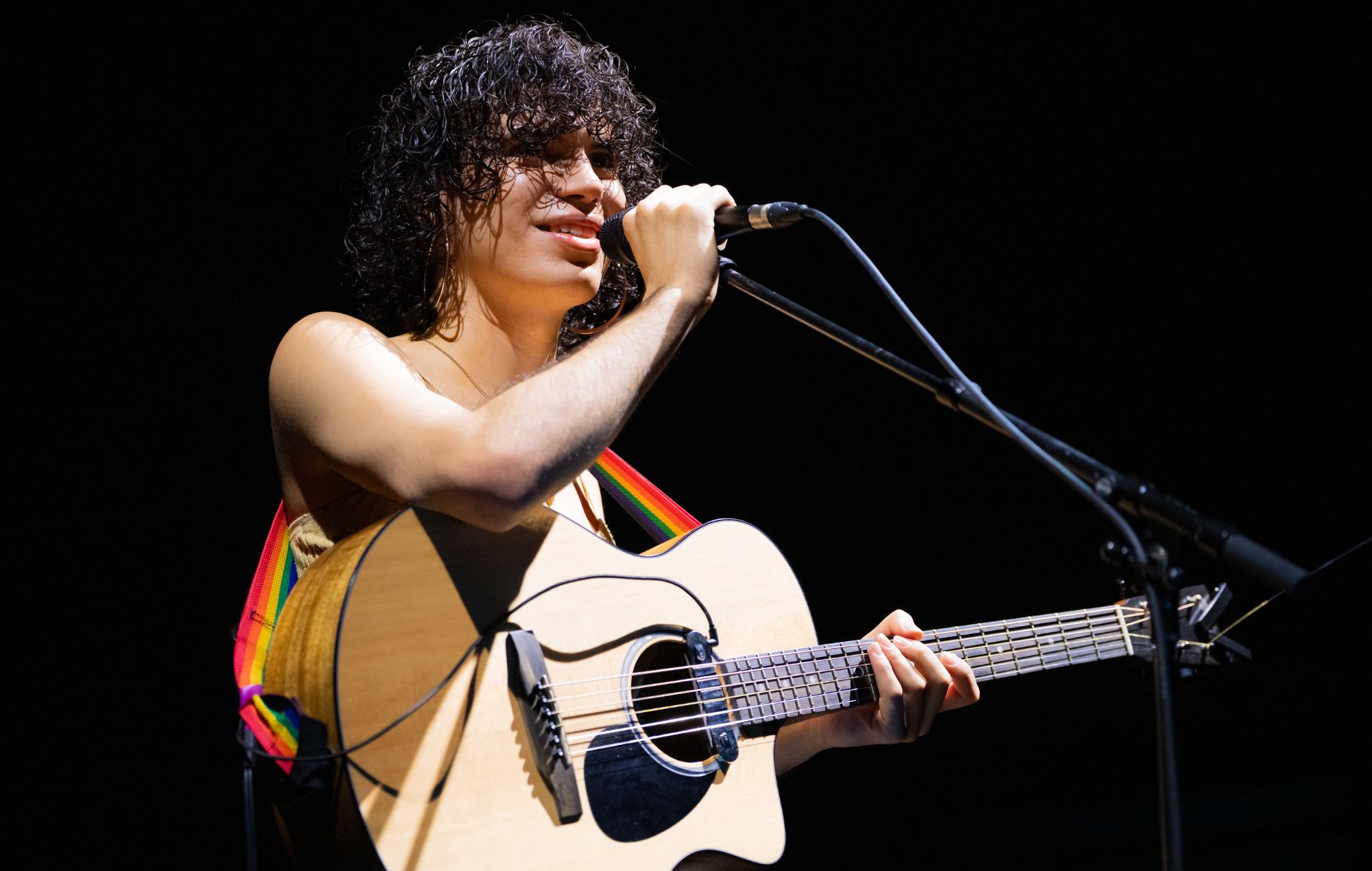 Jacob Alon performs live