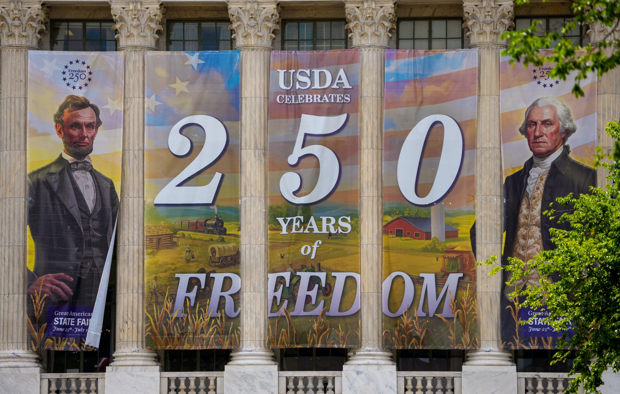 Freedom 250's Great American State Fair infrastructure on the National Mall in Washington D.C., photo by Andrew Harnik/Getty