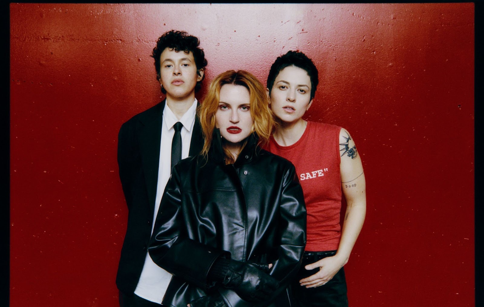 MUNA, photo by Dean Bradshaw