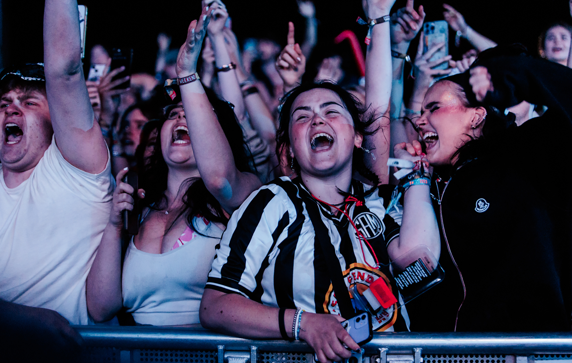 The crowd for Sam Fender at Reading 2023, photo by Andy Ford