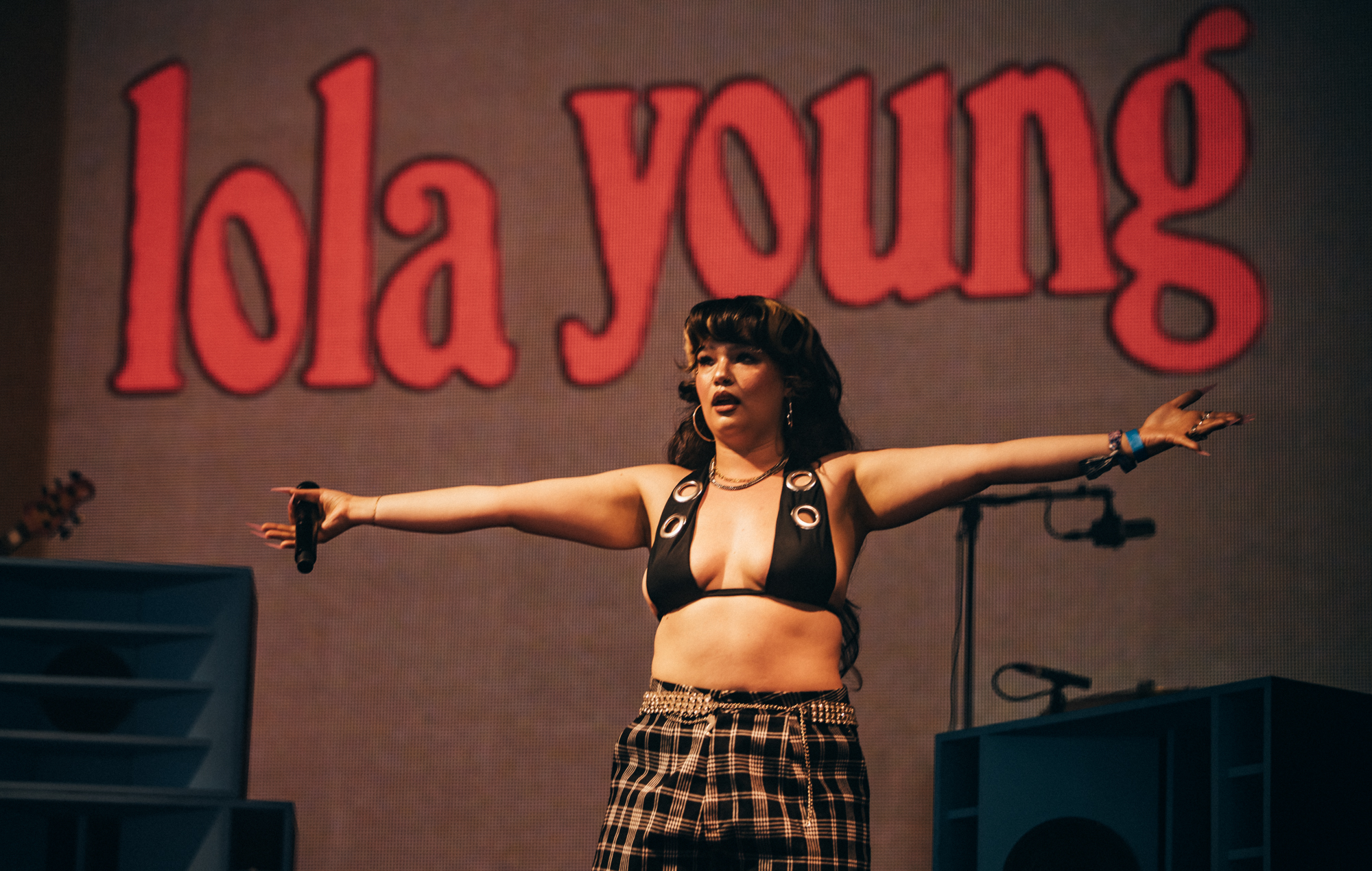 Lola Young performs at Glastonbury 2025, photo by Derek Bremner