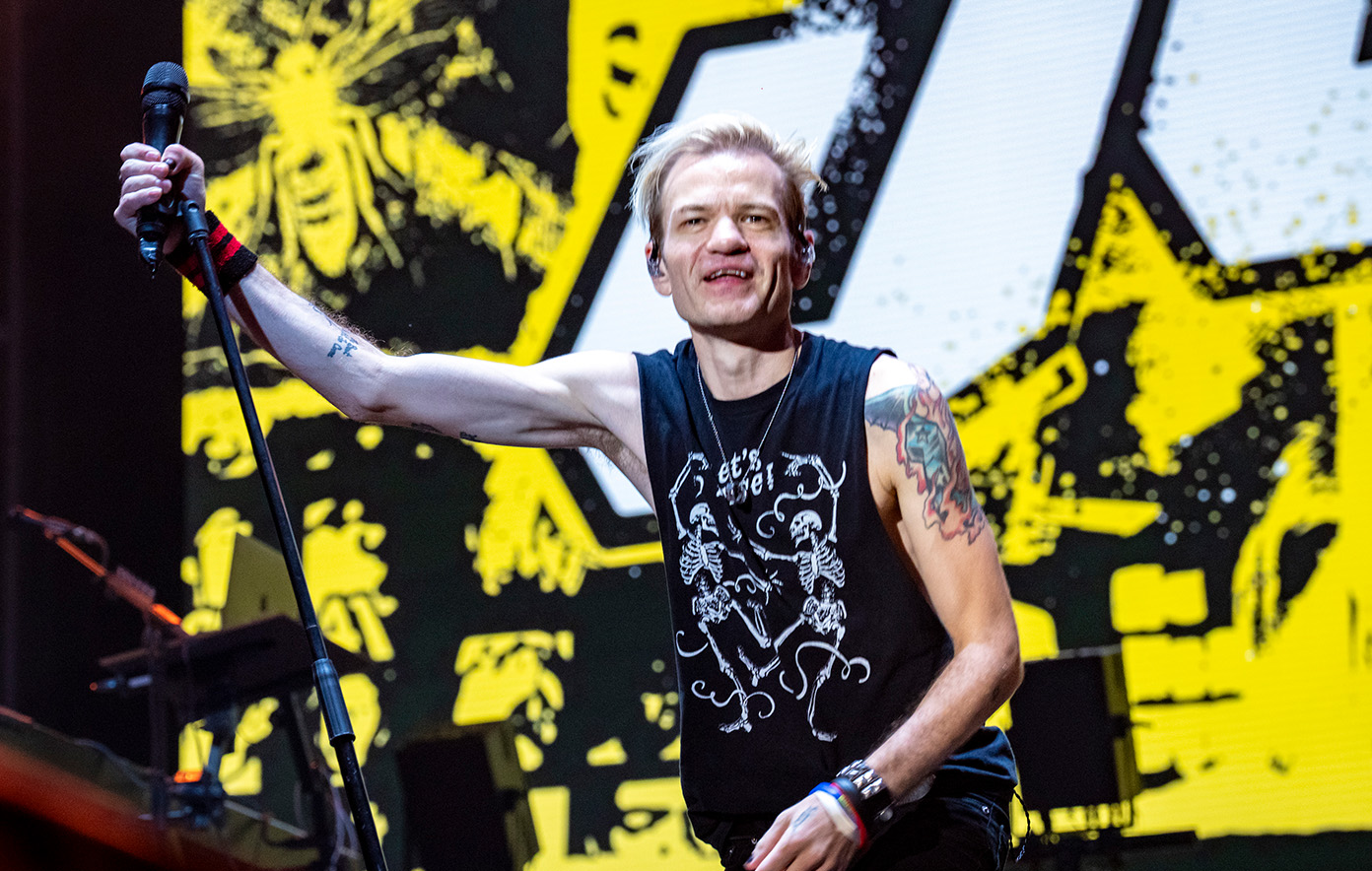 Deryck Whibley Sum 41