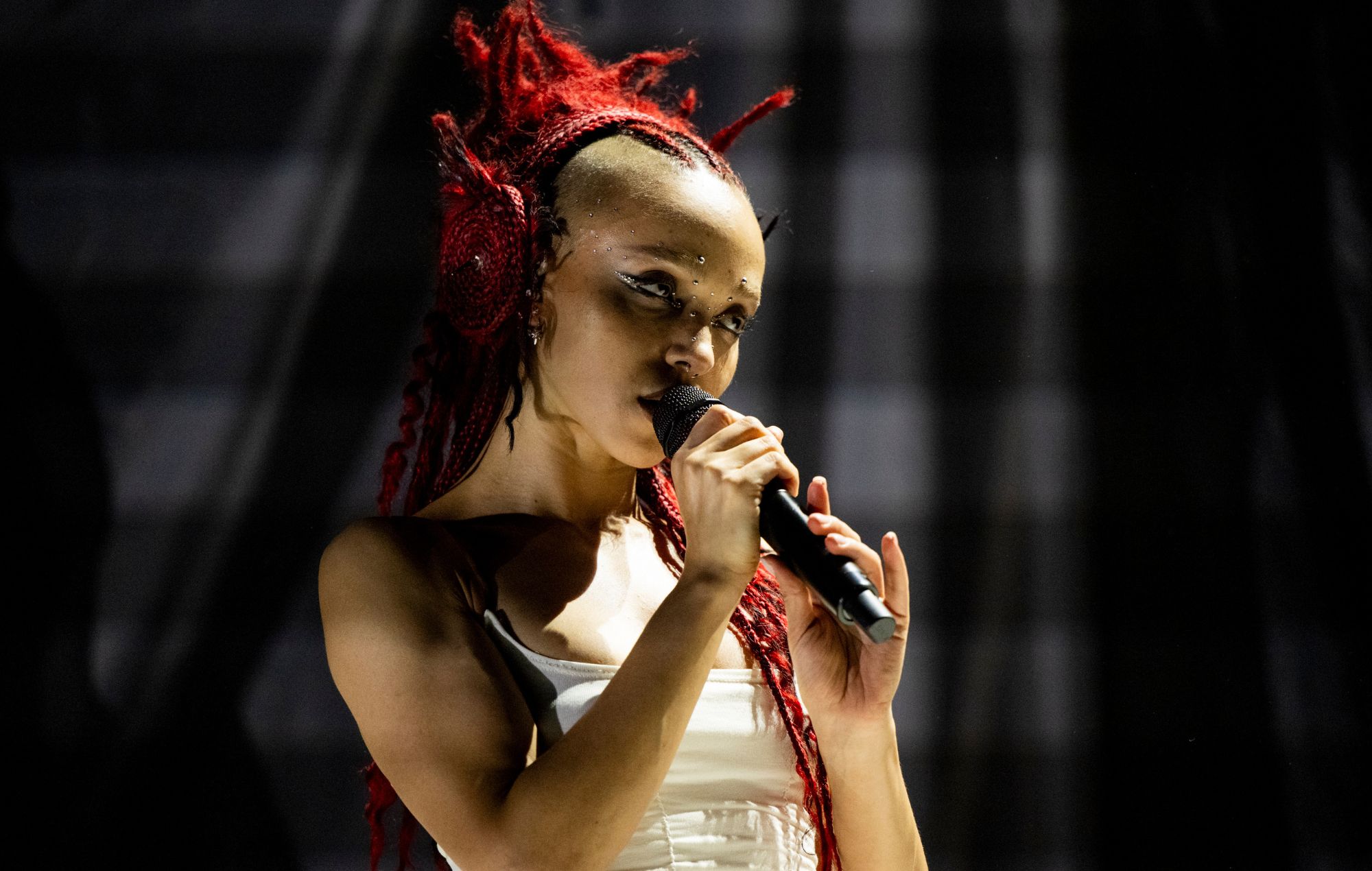 FKA Twigs performs in 2026