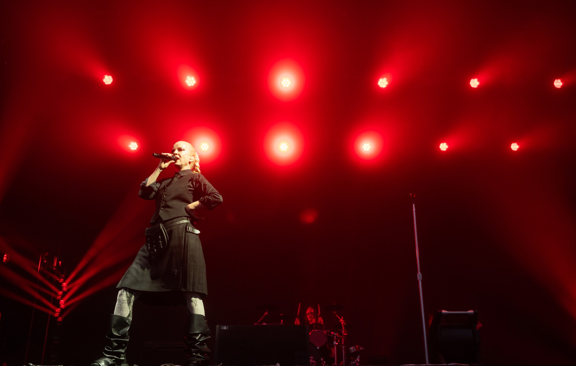 Garbage Perform At Edinburgh Castle
