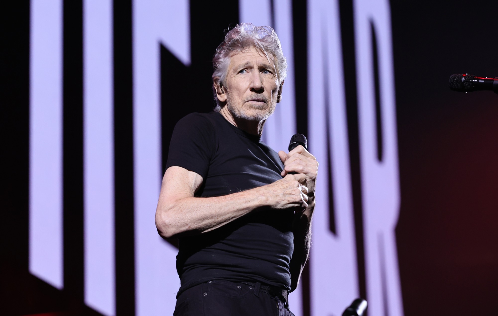 Roger Waters