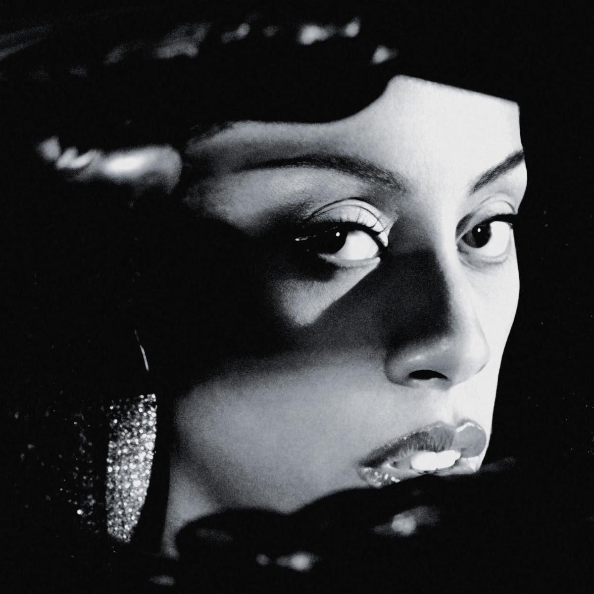 Rochelle Jordan ‘Through the Wall’, photo by Empire