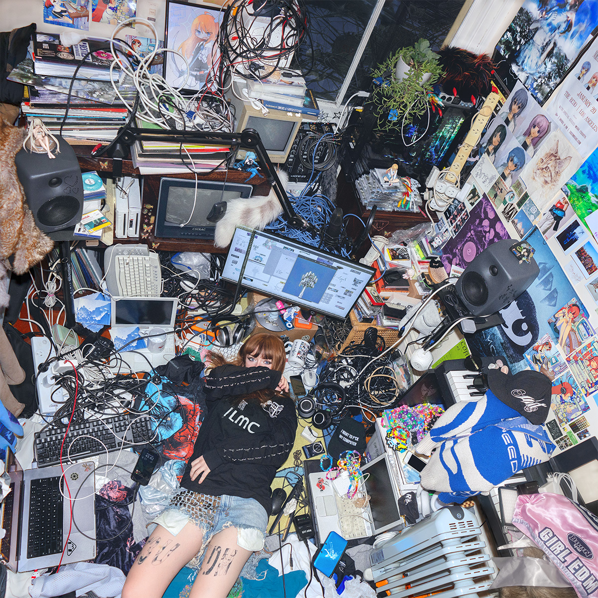 Ninajirachi ‘I Love My Computer’, photo by Aria Zarzycki