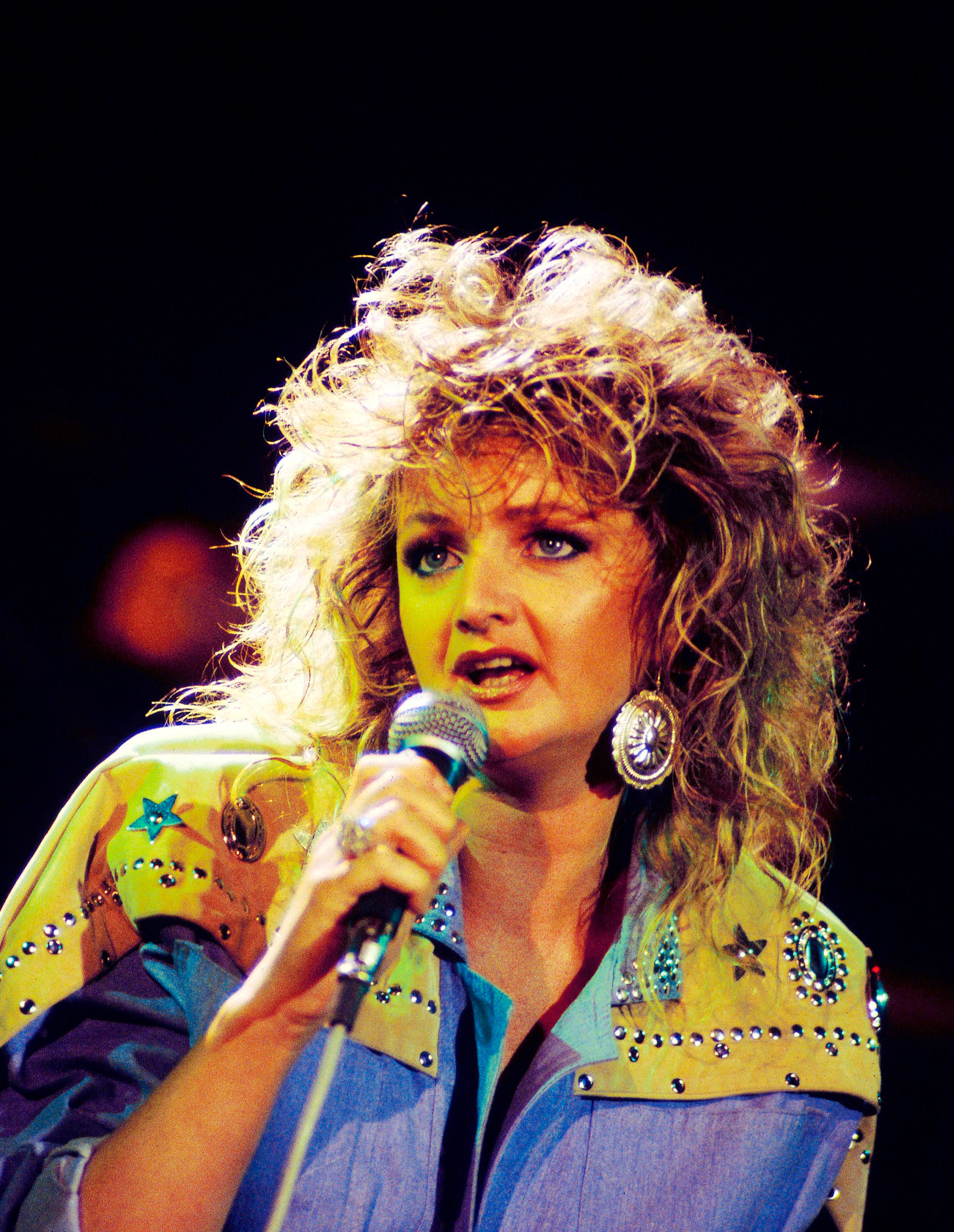 Bonnie Tyler performing at Montreux Rock Festival in Switzerland in 1986
