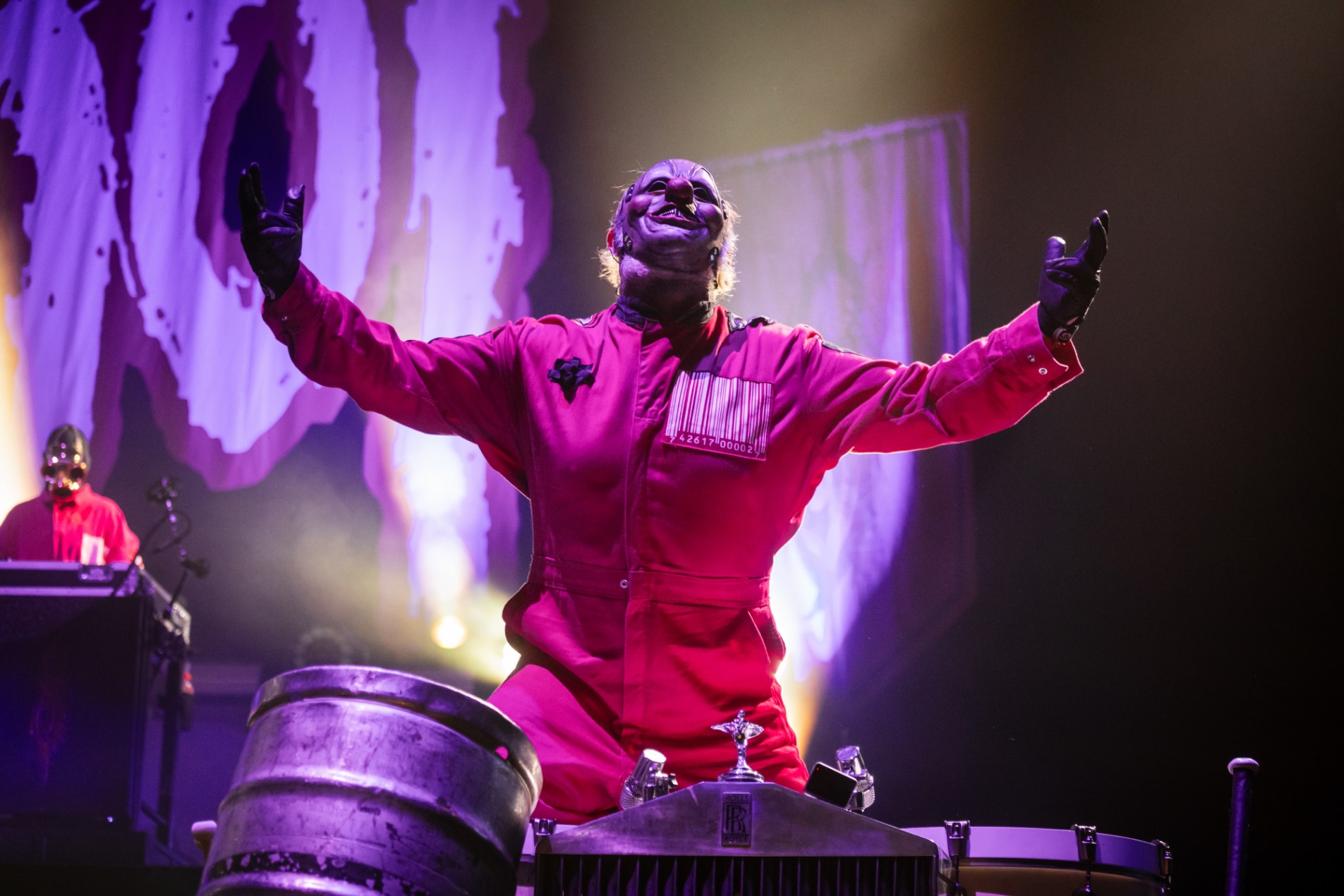 LEEDS, ENGLAND - DECEMBER 14: Shawn "Clown" Crahan of Slipknot performs at First Direct Arena on December 14, 2024 in Leeds, England. (Photo by Andrew Benge/Redferns)