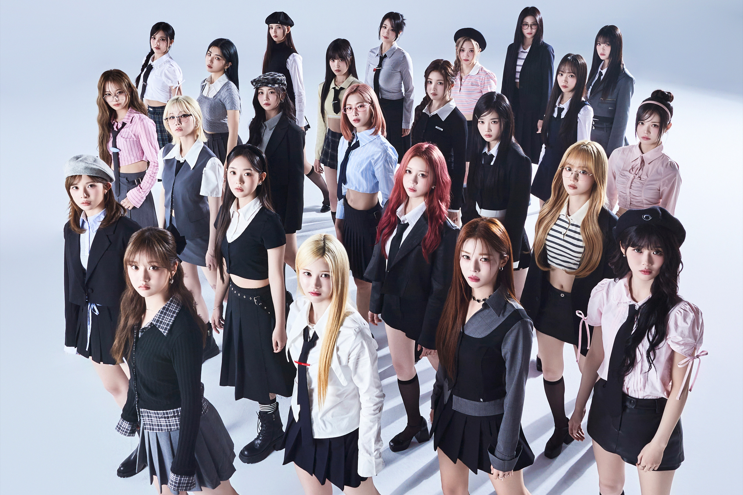 tripleS The Cover (2025) NME. photo by Sewon Jun/HinkchiWorks