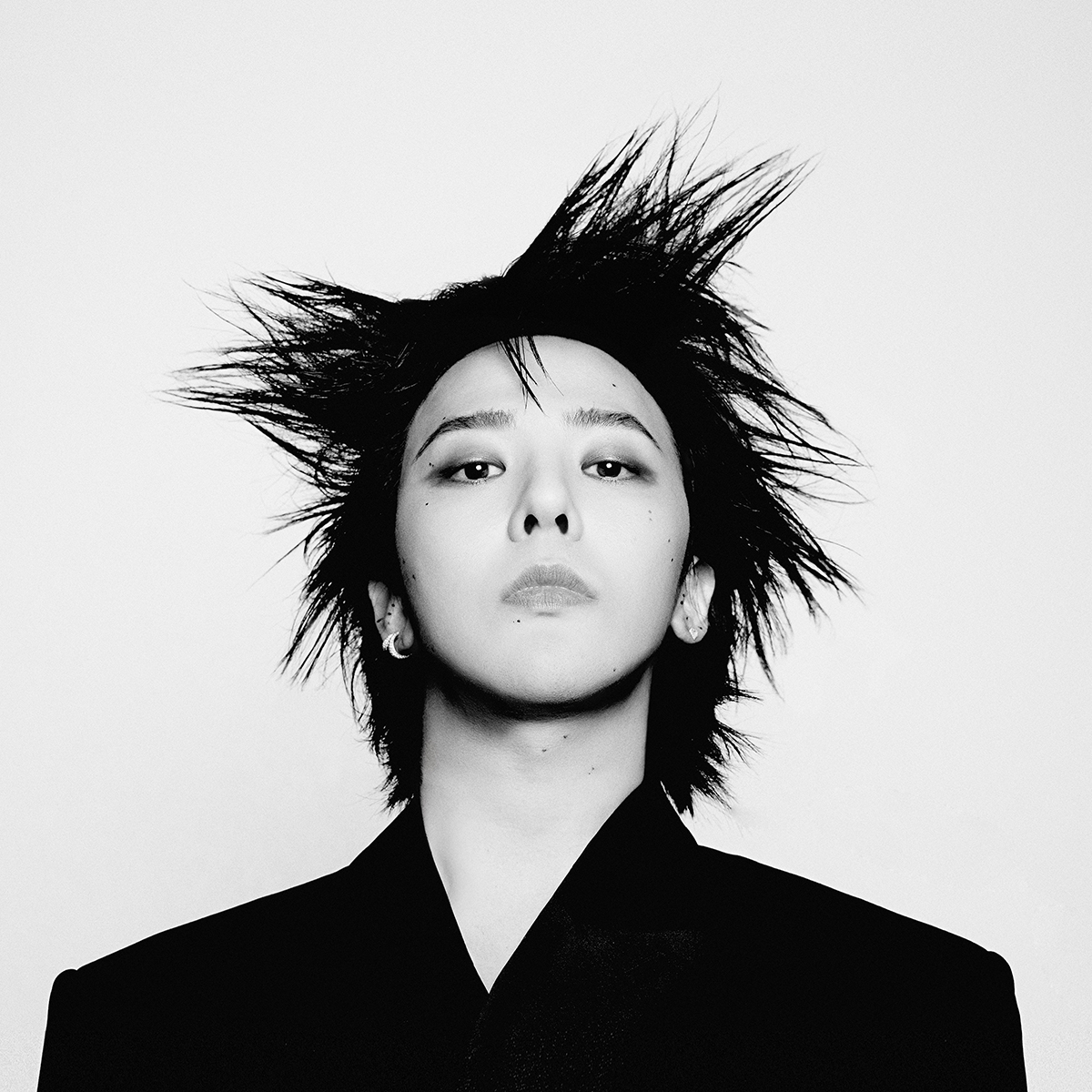 G-Dragon, photo by Galaxy Corporation