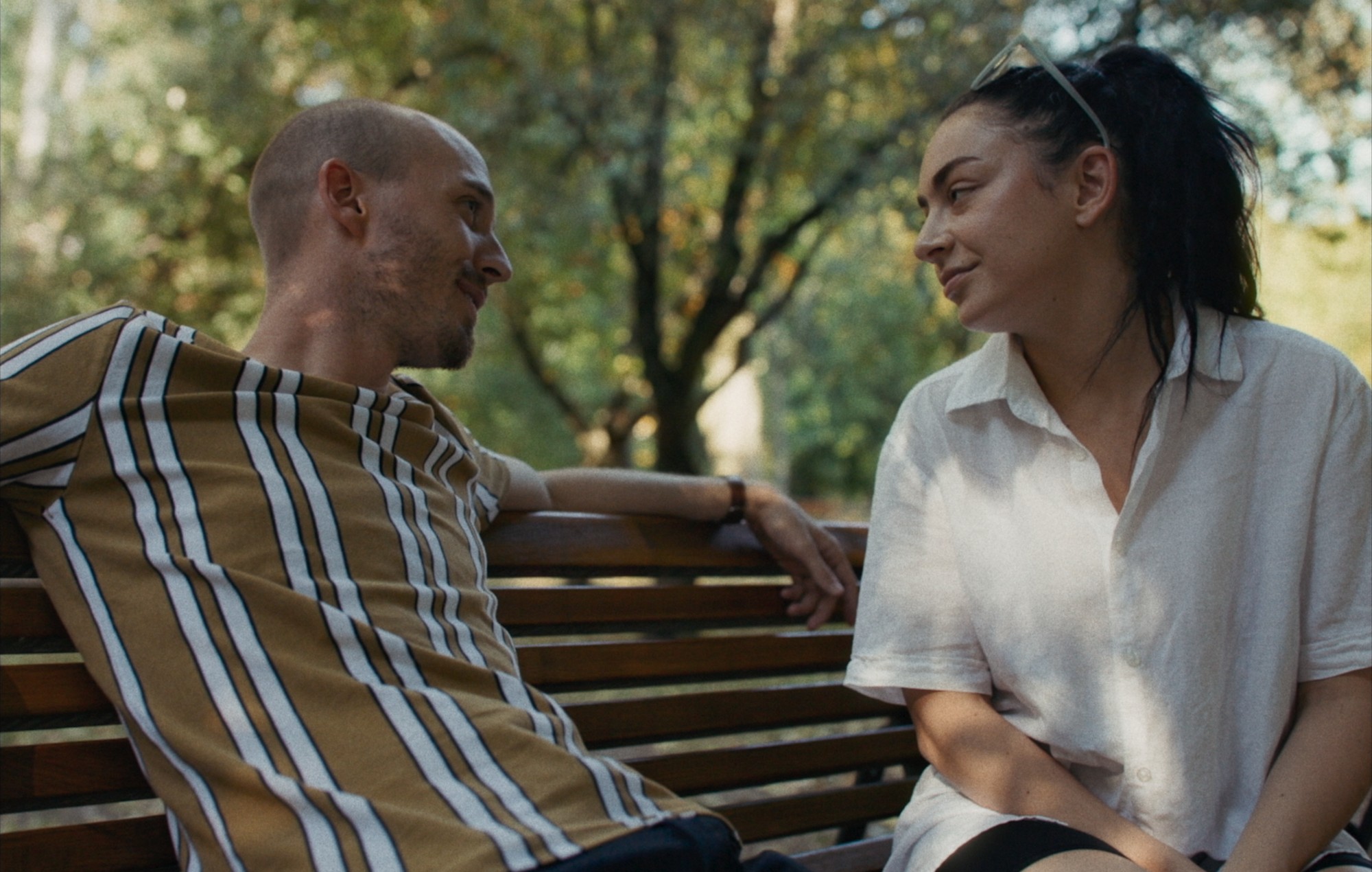 Charli XCX and Will Madden in 'Erupcja'